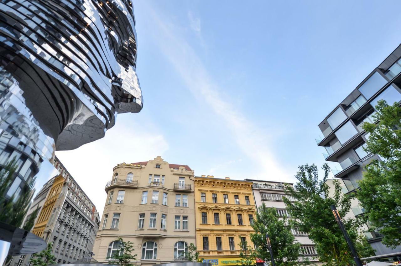 Kafka'S Head Apartment Прага Экстерьер фото